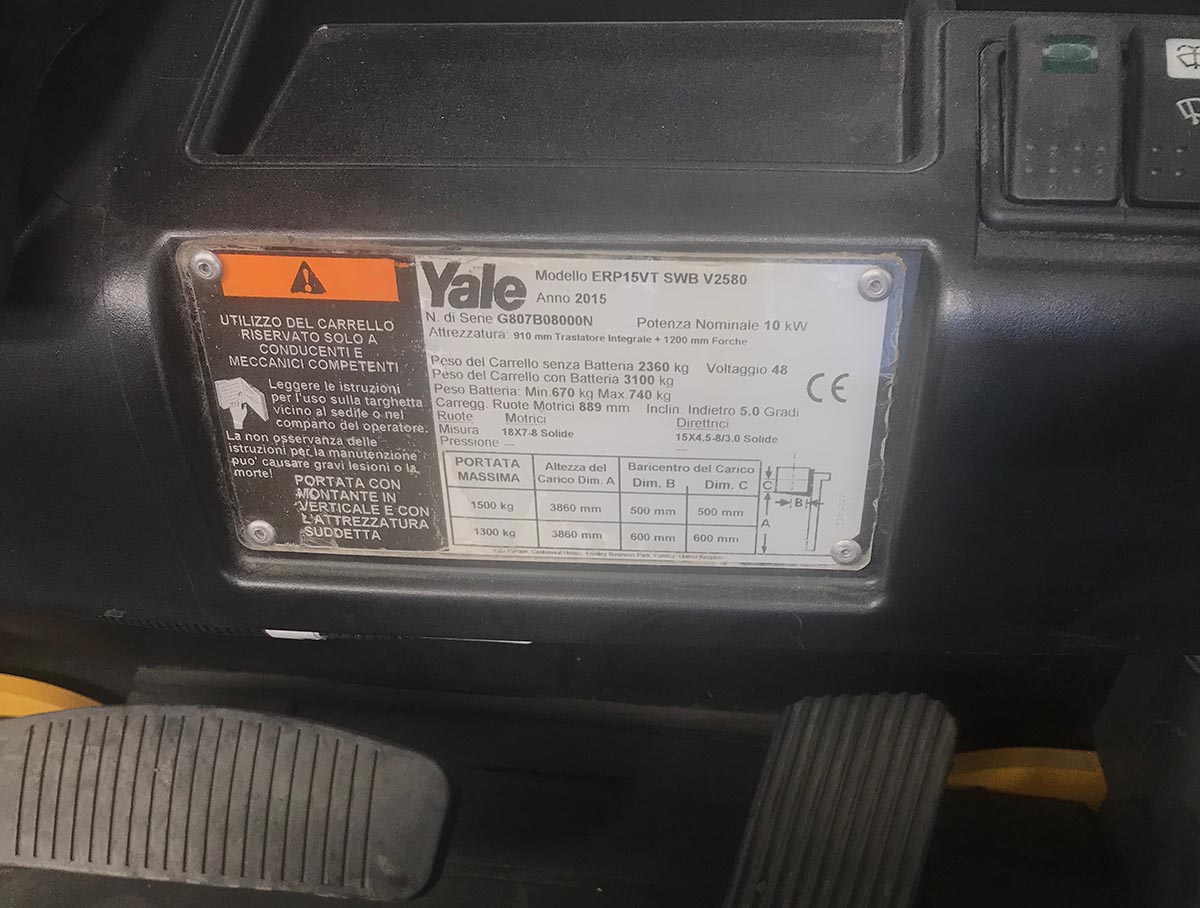 Carrello elevatore elettrico a 3 ruote YALE ERP15VT - immagine 2