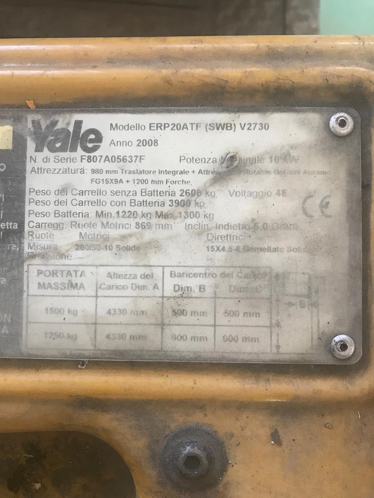 carrello-elevatore-usato-targhetta-yale-erp20atf